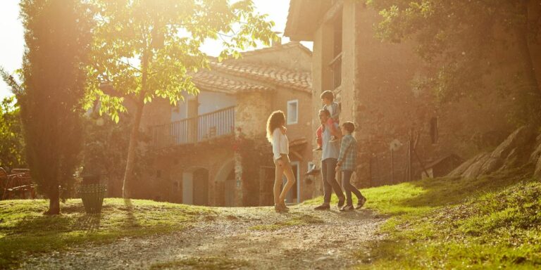 Comment adapter son hébergement touristique aux familles ?